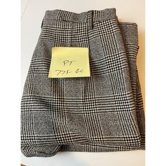 Bridgewater Women Dress Pants Plaid High Rise Pleated Straight Leg Gray Size 12P - Picture 10 of 10
